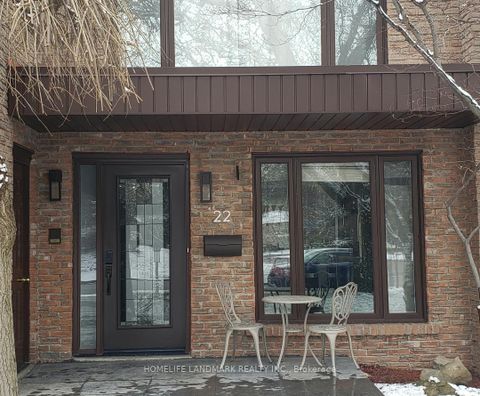 Photo 1 at 22 Coreydale Court, Bathurst Manor, Toronto