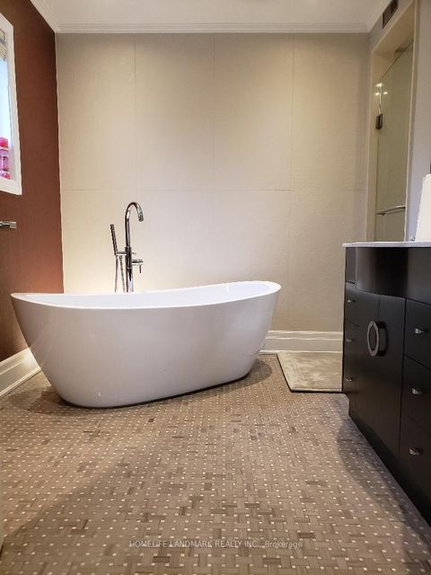 Photo 19 at 22 Coreydale Court, Bathurst Manor, Toronto