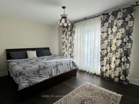 Photo 23 at 22 Coreydale Court, Bathurst Manor, Toronto