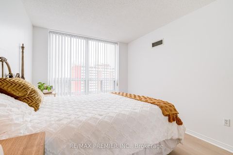 Photo 10 at PH06 - 15 Michael Power Place, City Centre West, Toronto