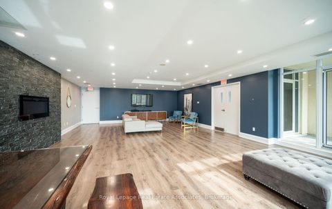 Photo 34 at 908 - 21 Grand Magazine Street, Niagara, Toronto