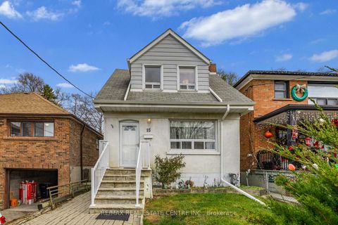 Photo 2 at 15 Cliff Street, Smythe, Toronto
