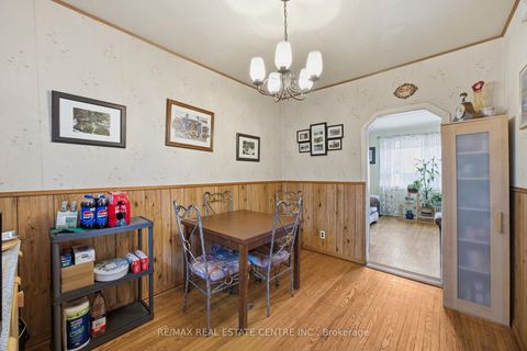 Photo 17 at 15 Cliff Street, Smythe, Toronto