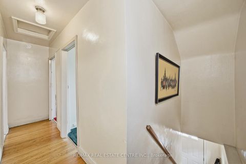 Photo 18 at 15 Cliff Street, Smythe, Toronto