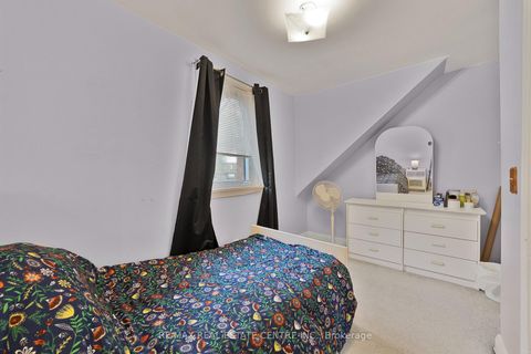 Photo 25 at 15 Cliff Street, Smythe, Toronto