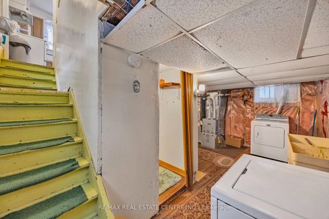 Photo 35 at 15 Cliff Street, Smythe, Toronto