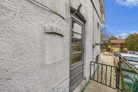 Photo 37 at 15 Cliff Street, Smythe, Toronto