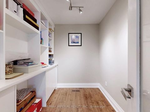 Photo 13 at 35 Waddington Crescent, Don Valley Village, Toronto