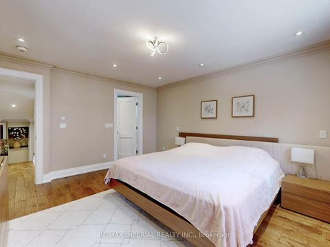 Photo 19 at 35 Waddington Crescent, Don Valley Village, Toronto