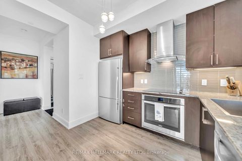 Photo 9 at 1102 - 9600 Yonge Street, North Richvale, Richmond Hill