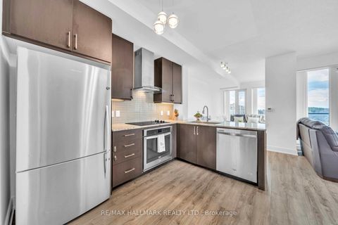 Photo 10 at 1102 - 9600 Yonge Street, North Richvale, Richmond Hill