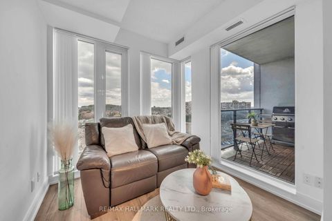 Photo 15 at 1102 - 9600 Yonge Street, North Richvale, Richmond Hill