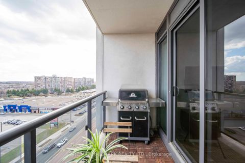 Photo 16 at 1102 - 9600 Yonge Street, North Richvale, Richmond Hill