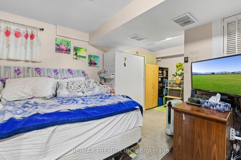 Photo 34 at 292 - 1605 Albion Road, Jamestown, Toronto