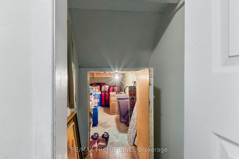 Photo 38 at 292 - 1605 Albion Road, Jamestown, Toronto