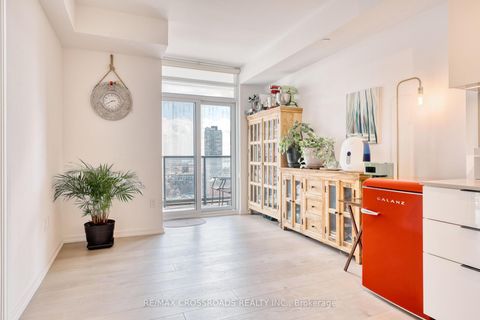 Photo 3 at 1702 - 48 Power Street, Moss Park, Toronto