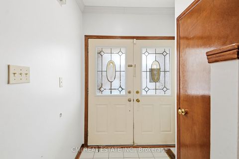 Photo 3 at 3 Forest Point Drive, Mount Dennis, Toronto