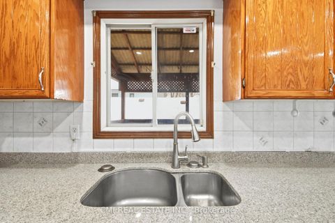 Photo 10 at 3 Forest Point Drive, Mount Dennis, Toronto