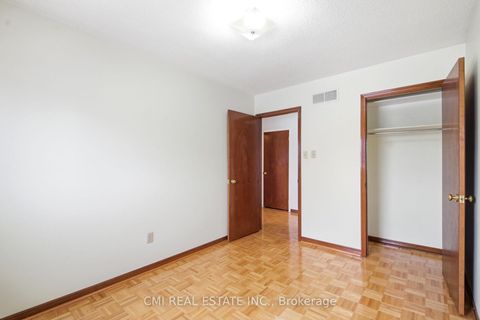 Photo 20 at 3 Forest Point Drive, Mount Dennis, Toronto