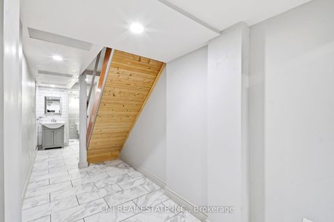 Photo 34 at 3 Forest Point Drive, Mount Dennis, Toronto