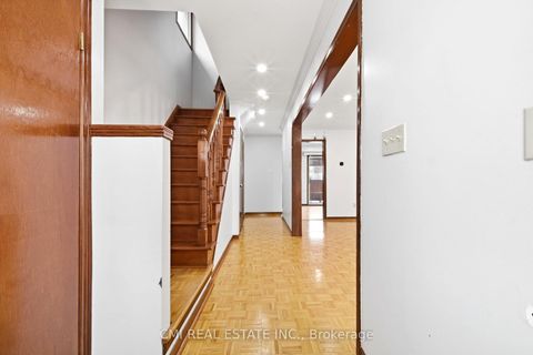 Photo 36 at 3 Forest Point Drive, Mount Dennis, Toronto