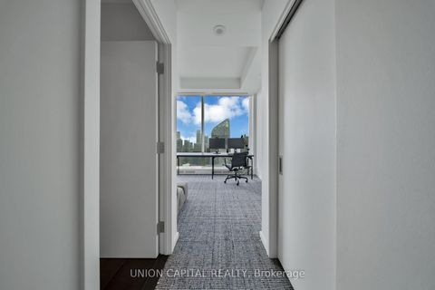 Photo 25 at 5508 - 180 University Avenue, Bay Street Corridor, Toronto