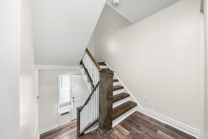 Photo 12 at 11 Tangle Briar Way, Bayview Village, Toronto