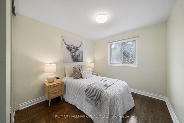 Photo 18 at 11 Tangle Briar Way, Bayview Village, Toronto