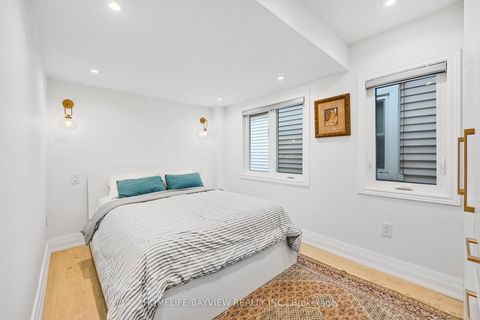 Photo 5 at 9 Kenworthy Avenue, Oakridge, Toronto