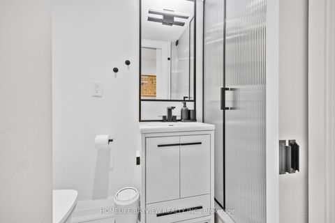 Photo 7 at 9 Kenworthy Avenue, Oakridge, Toronto