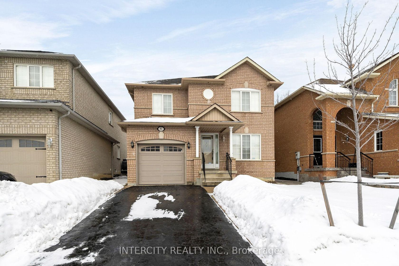 6 Noble Prince Place, Sonoma Heights, Vaughan photo number 2