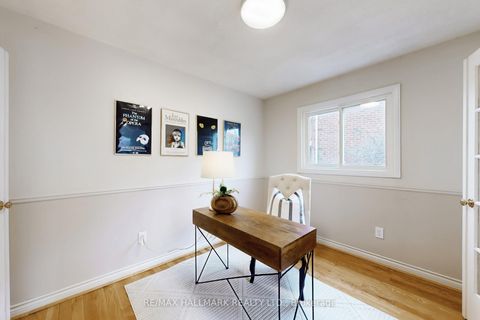 Photo 18 at 69 Dunbarton Court, Harding, Richmond Hill