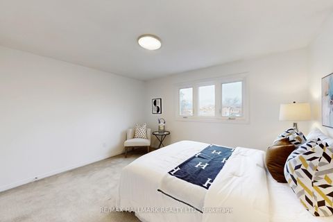 Photo 29 at 69 Dunbarton Court, Harding, Richmond Hill