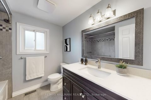 Photo 34 at 69 Dunbarton Court, Harding, Richmond Hill