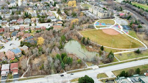 Photo 48 at 69 Dunbarton Court, Harding, Richmond Hill