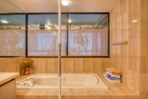 Photo 9 at 201 - 342 Spadina Road, Forest Hill South, Toronto