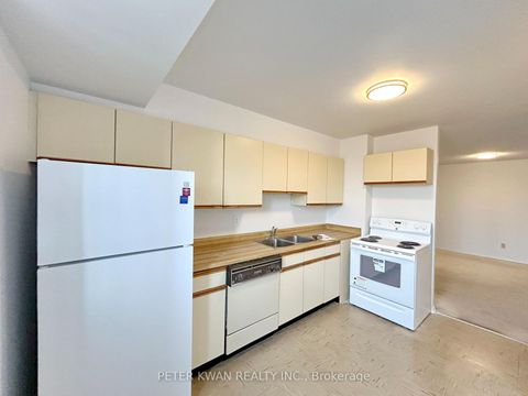 Photo 5 at 330 - 25 Bamburgh Circle, Steeles, Toronto