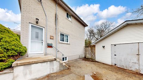 Photo 22 at 28 Athenia Court, West Hill, Toronto