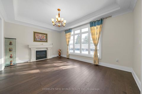 Photo 6 at 10 Stancroft Drive, Westbrook, Richmond Hill