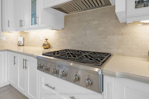 Photo 17 at 10 Stancroft Drive, Westbrook, Richmond Hill