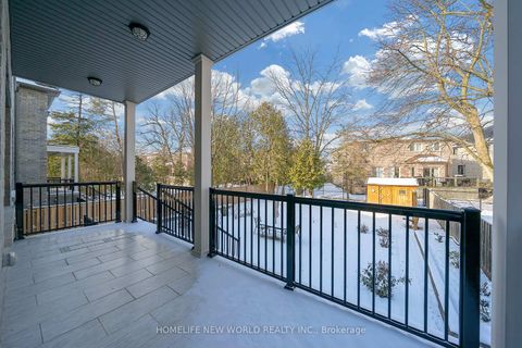 Photo 41 at 10 Stancroft Drive, Westbrook, Richmond Hill