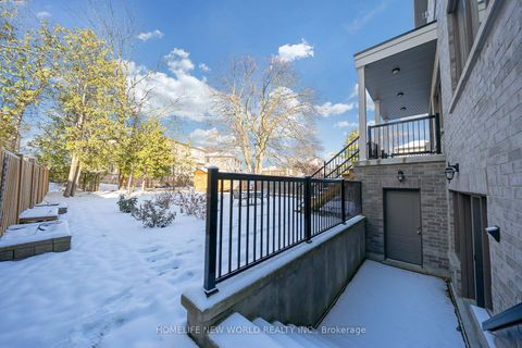 Photo 46 at 10 Stancroft Drive, Westbrook, Richmond Hill