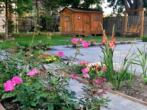 Photo 48 at 10 Stancroft Drive, Westbrook, Richmond Hill