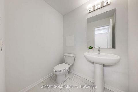 Photo 11 at 110 - 10 Almond Blossom Mews, Vaughan Corporate Centre, Vaughan