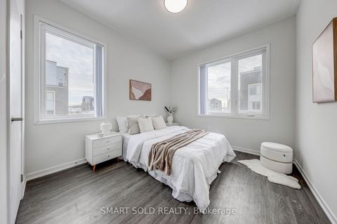 Photo 15 at 110 - 10 Almond Blossom Mews, Vaughan Corporate Centre, Vaughan