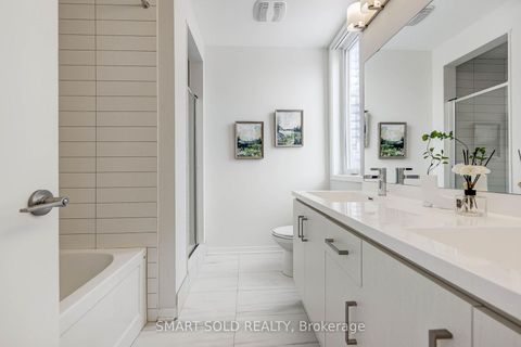 Photo 24 at 110 - 10 Almond Blossom Mews, Vaughan Corporate Centre, Vaughan