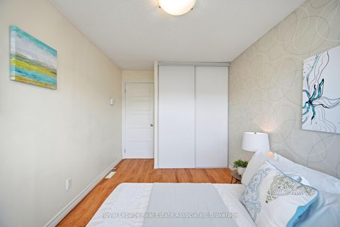 Photo 22 at 222 - 1055 Dundas Street E, Applewood, Mississauga