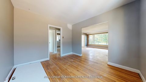 Photo 16 at 480 Ellerslie Avenue, Willowdale West, Toronto