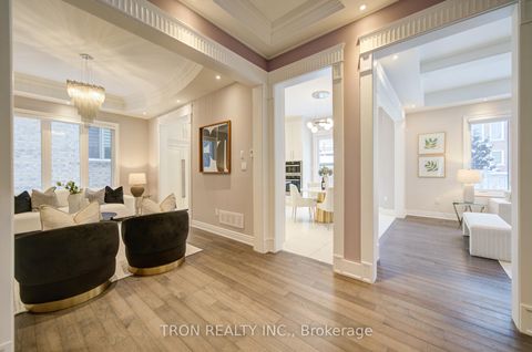 Photo 6 at 18 Giardina Crescent, Bayview Hill, Richmond Hill