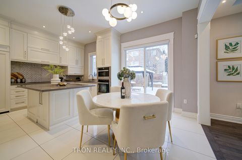 Photo 11 at 18 Giardina Crescent, Bayview Hill, Richmond Hill